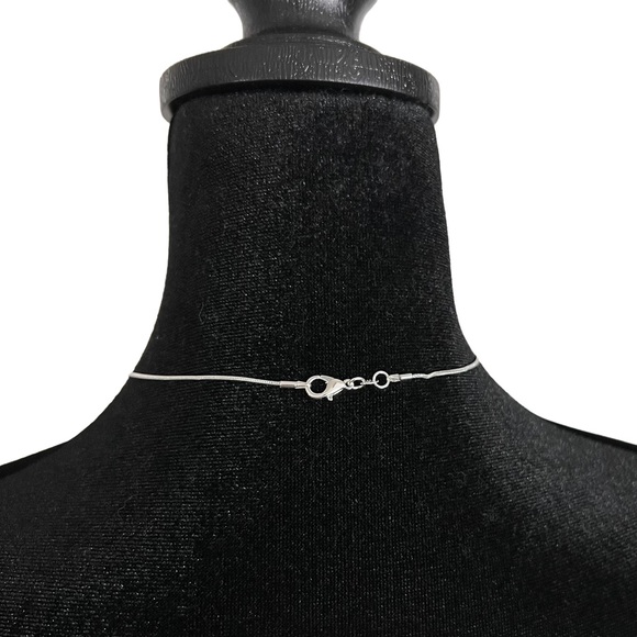 Silver Angel Wings Necklace - Picture 4 of 6